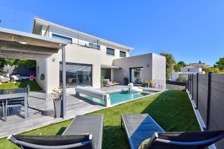  Maison � vendre 7 pi�ces 145 m�