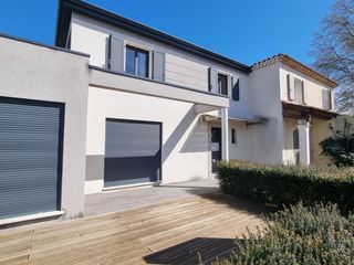  Maison 1 pi�ce 245 m� Le pontet
