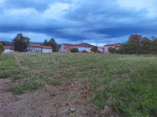  Terrain 1832 m� Champdieu