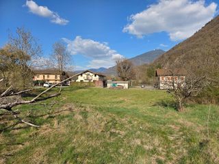  Terrain 560 m� Grignon