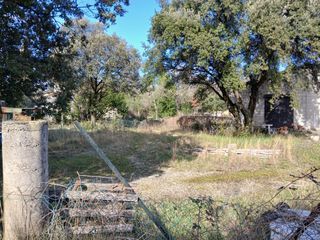  Terrain 883 m� Claret