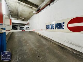  Parking / Garage � vendre 
