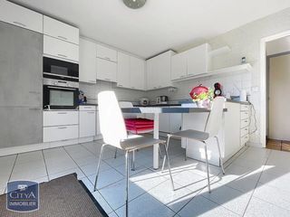  Maison � vendre 6 pi�ces 212 m�