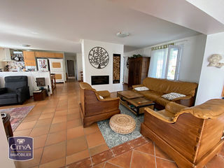  Maison � vendre 8 pi�ces 240 m�