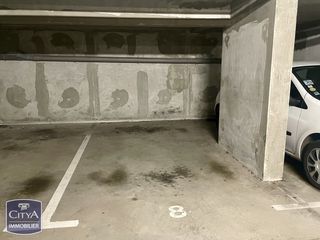  Parking / Garage � vendre 12 m�