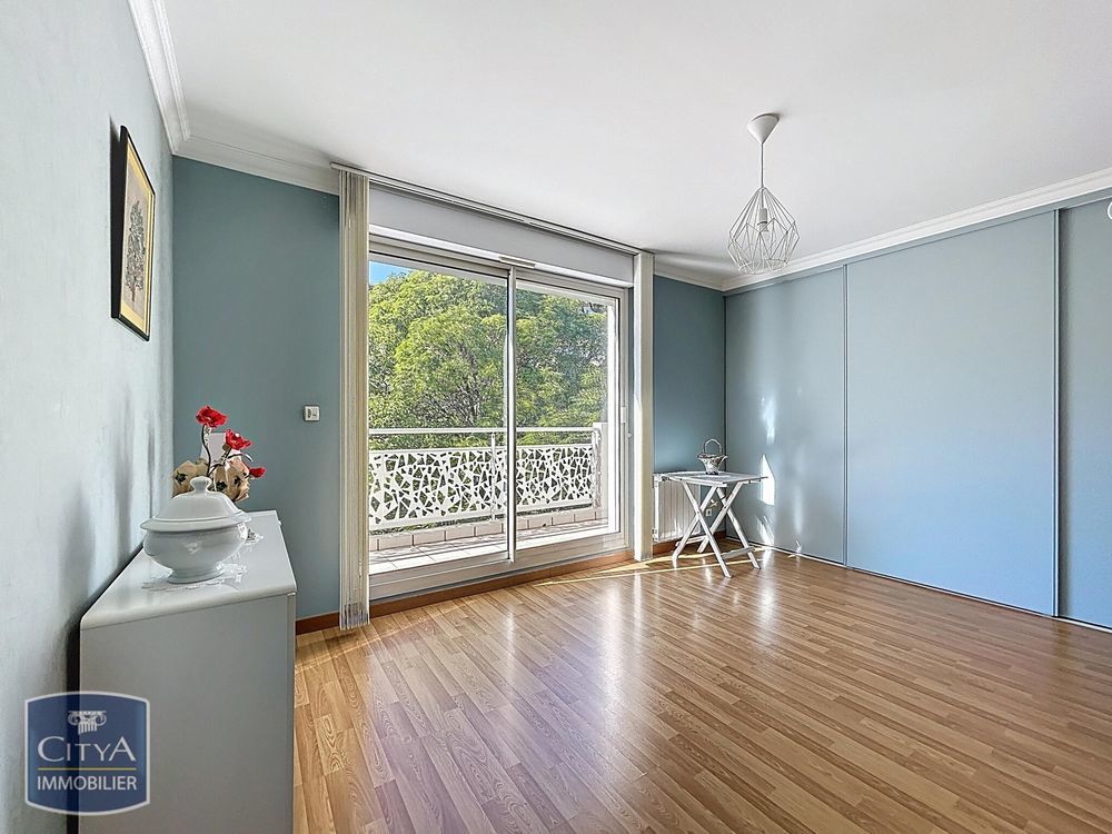 � vendre  Appartement Nimes (30900)