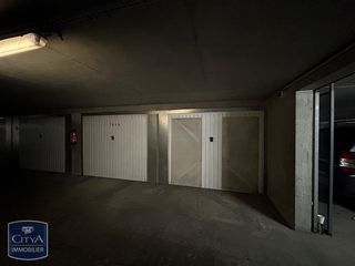  Parking / Garage � vendre 