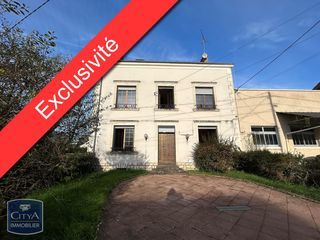  Maison � vendre 8 pi�ces 230 m�