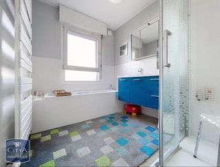  Maison � vendre 6 pi�ces 212 m�