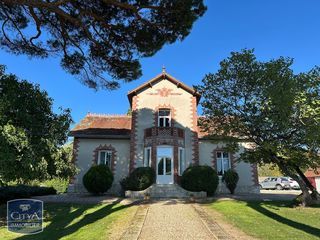  Maison � vendre 7 pi�ces 180 m�