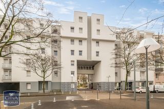  Parking / Garage � vendre 