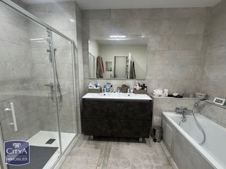  Appartement � vendre 3 pi�ces 89 m�