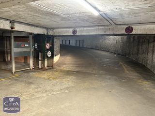  Parking / Garage � vendre 15 m�