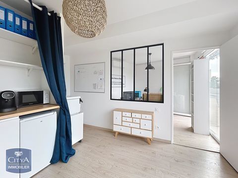 bureaux 82000 30900 N�mes