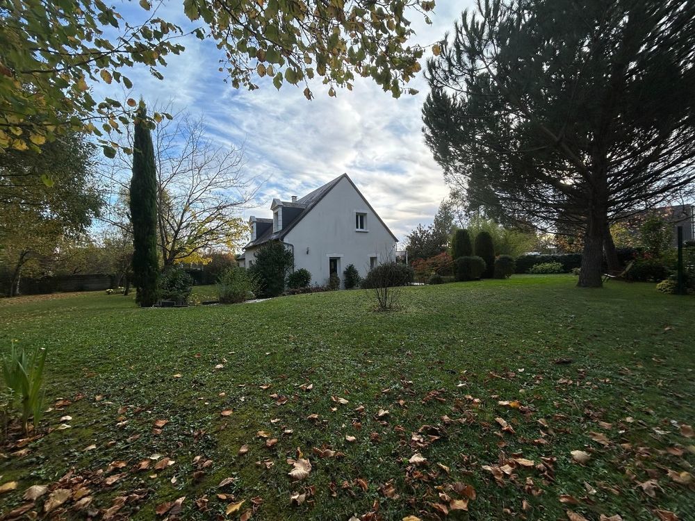 � vendre  Maison Saint-Cyr-sur-Loire (37540)