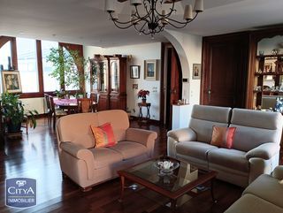  Appartement � vendre 6 pi�ces 243 m�