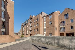  Appartement � vendre 4 pi�ces 83 m�