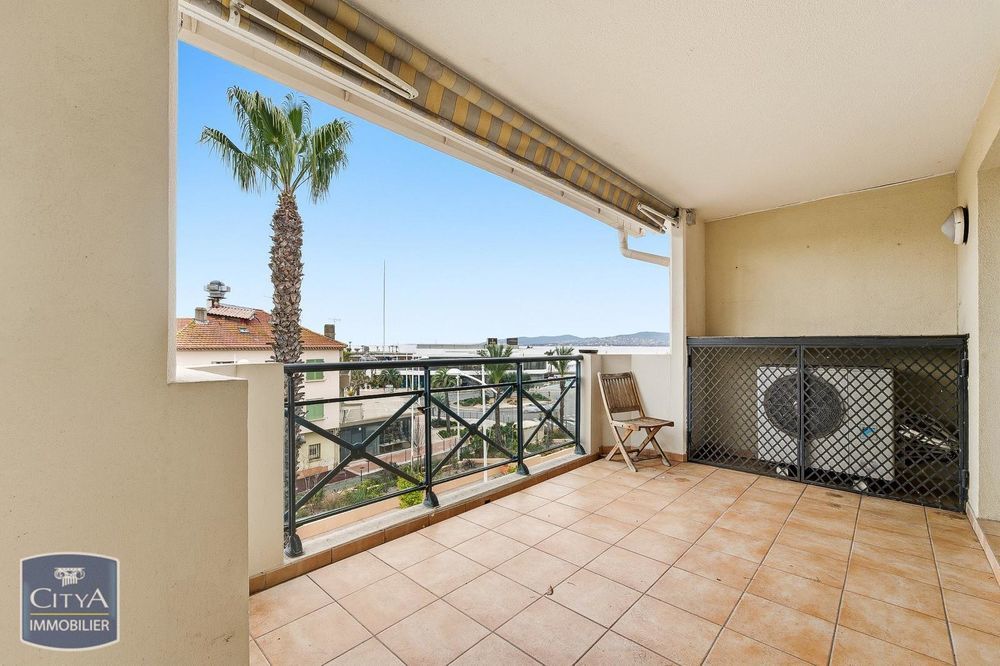 � vendre  Appartement Saint-Rapha�l (83700)