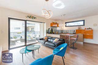  Appartement � vendre 3 pi�ces 77 m�