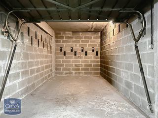  Parking / Garage � vendre 