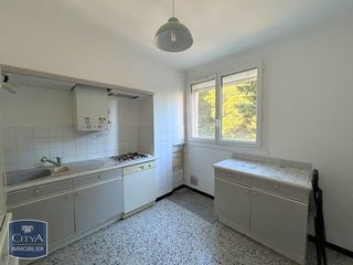  Appartement � vendre 4 pi�ces 94 m�