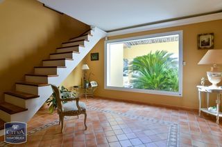  Maison � vendre 8 pi�ces 240 m�