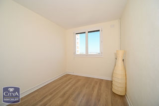  Appartement � vendre 4 pi�ces 69 m�