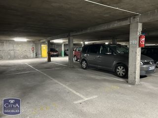  Parking / Garage � vendre 12 m�