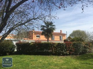  Maison � vendre 5 pi�ces 240 m�