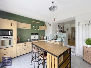  Maison � vendre 9 pi�ces 212 m�