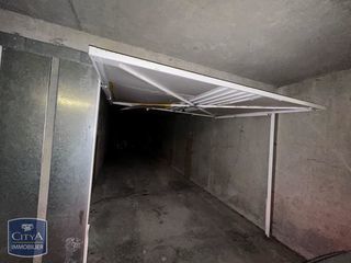  Parking / Garage � vendre 