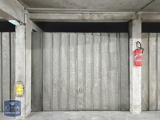  Parking / Garage � vendre 