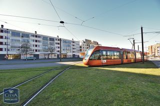  Parking / Garage � vendre 