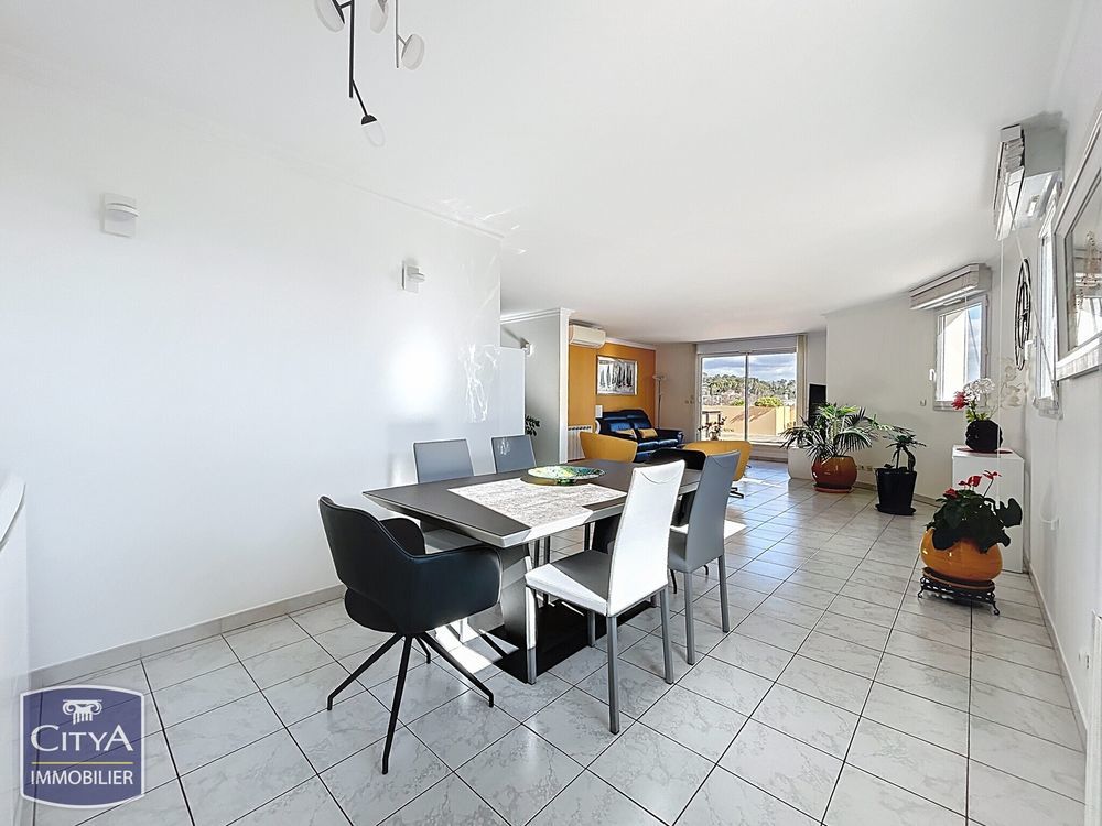 � vendre  Appartement Nimes (30900)