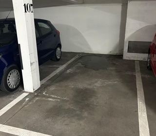  Parking / Garage � vendre 