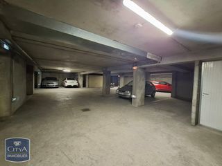  Parking / Garage � vendre 