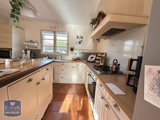  Maison � vendre 4 pi�ces 165 m�