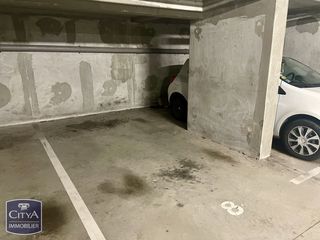  Parking / Garage � vendre 12 m�