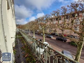  Appartement � vendre 10 pi�ces 230 m�