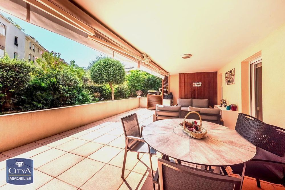 � vendre  Appartement Saint-Rapha�l (83700)