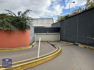  Parking / Garage � vendre 12 m�