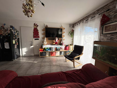   A VENDRE - Charmante Villa R�cente (2019) � Mas Thibert-Arles Maison - 4 pi�ce(s) - 80 m�