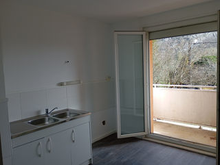  Appartement � louer 5 pi�ces 83 m�