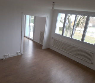  Appartement � louer 5 pi�ces 93 m�