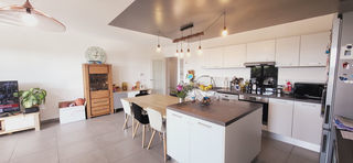  Appartement � louer 4 pi�ces 94 m�