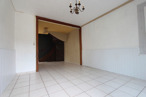   MAISON EN PIERRE DANS CENTRE BOURG AXE NIORT PARTHENAY Maison - 3 pi�ce(s) - 66 m�