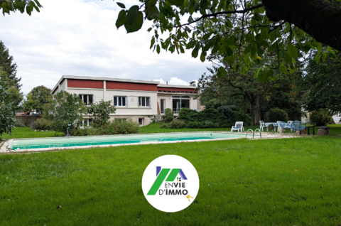   A VENDRE - MAGN� - MAISON D'HABITATION 5 CH PARC ARBOR� PISCINE Maison - 8 pi�ce(s) - 202 m�