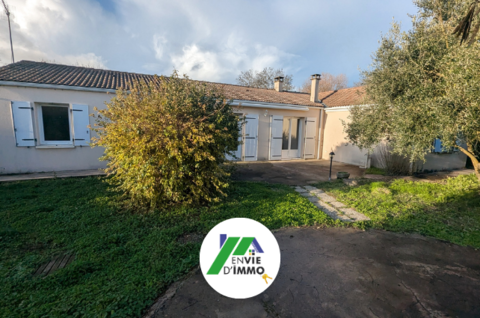   MAISON DE PLAIN-PIED   AMUR�   CLASS�E C (DPE) - 4 CH BUREAU Maison - 7 pi�ce(s) - 122 m�