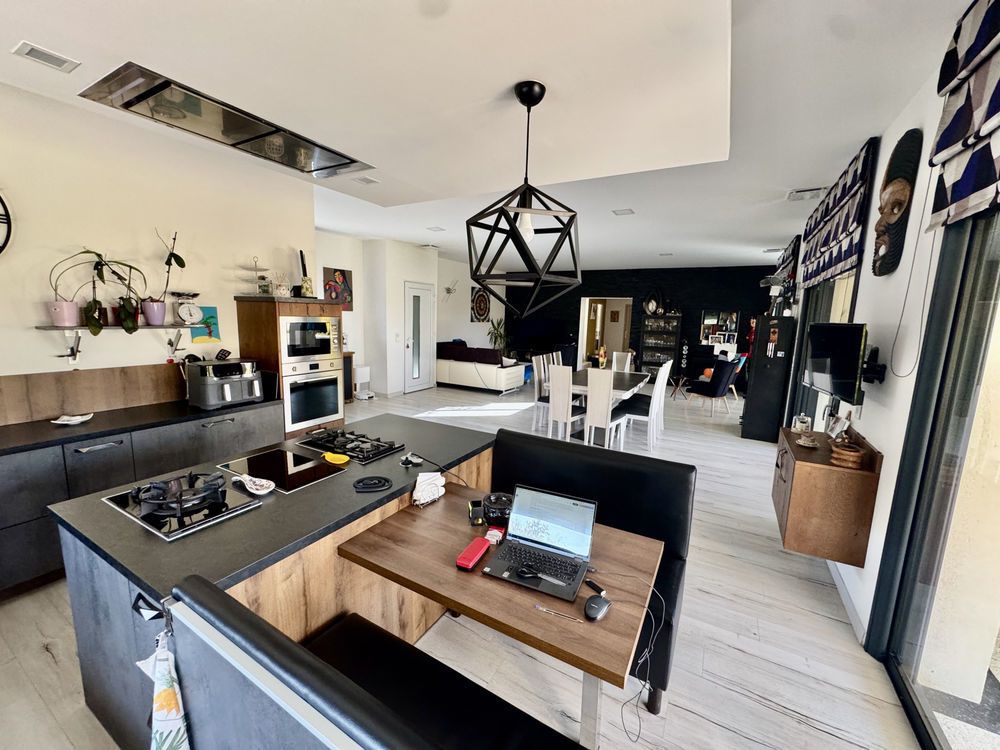 � vendre  Maison Sainte-C�cile-les-Vignes (84290)