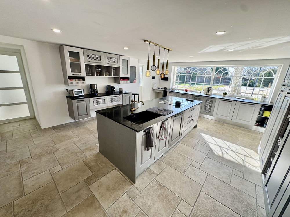 � vendre  Maison Orange (84100)